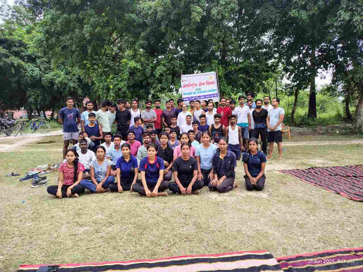 अंतरराष्ट्रीय योग दिवस पर प्रयत्न संस्था द्वारा योग जागरूकता कार्यक्रम आयोजित, सौ से अधिक लोगों ने लिया भाग
